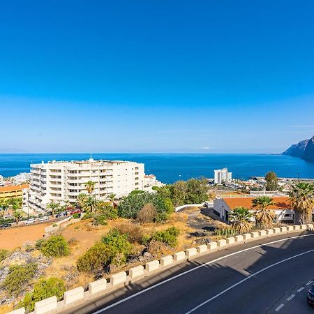 Luxury Apartment With Stunning Ocean View Puerto de Santiago  Bagian luar foto