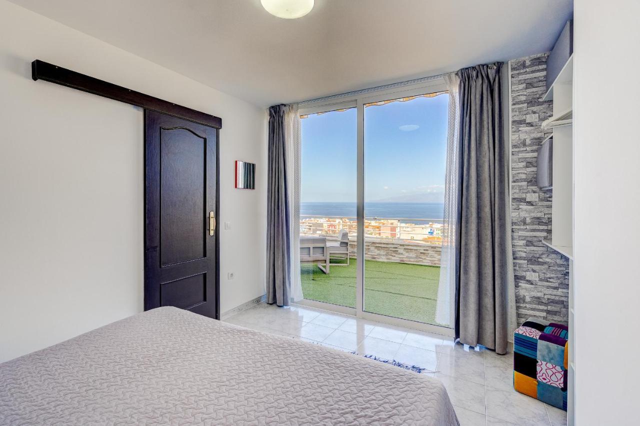 Luxury Apartment With Stunning Ocean View Puerto de Santiago  Bagian luar foto
