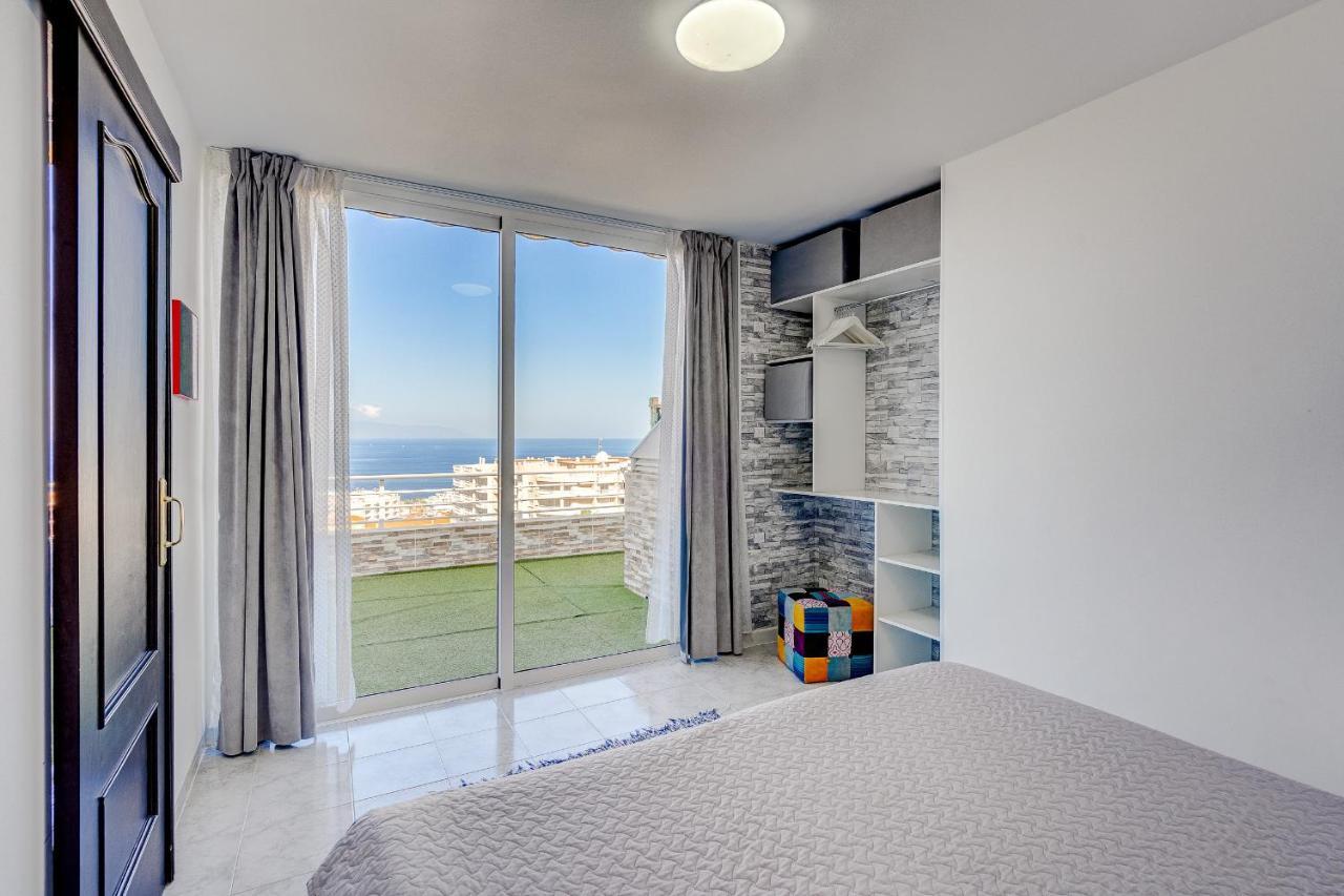 Luxury Apartment With Stunning Ocean View Puerto de Santiago  Bagian luar foto